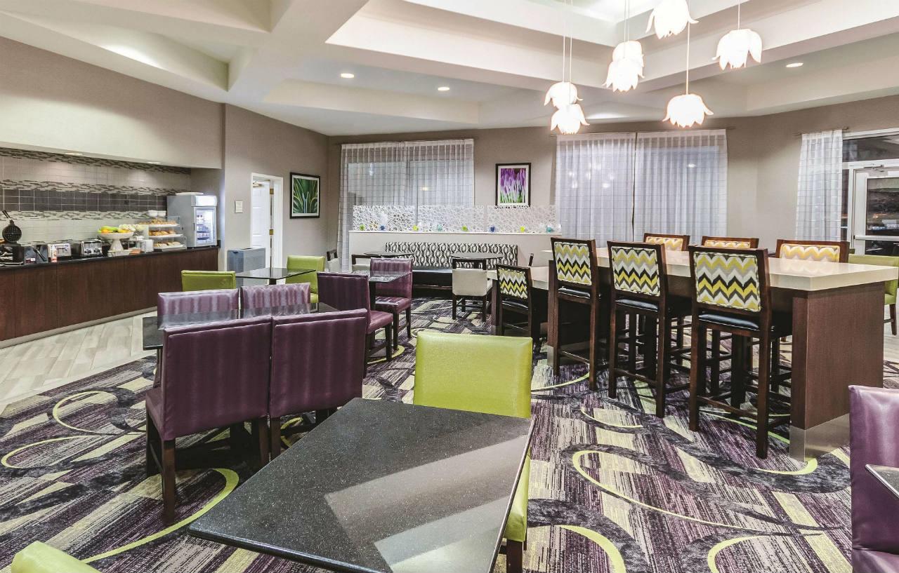 Отель La Quinta By Wyndham Grand Junction Airport Экстерьер фото