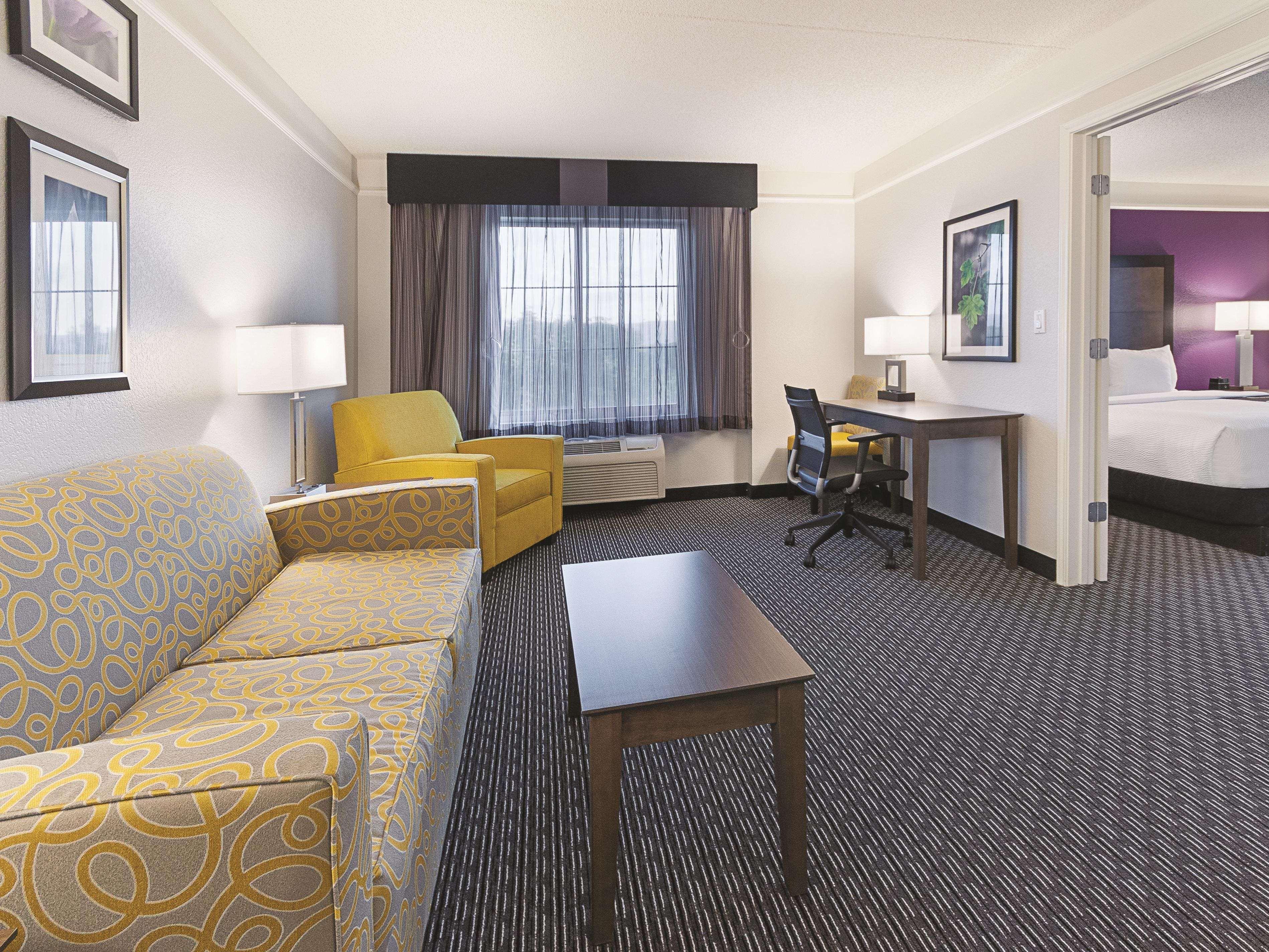 Отель La Quinta By Wyndham Grand Junction Airport Экстерьер фото