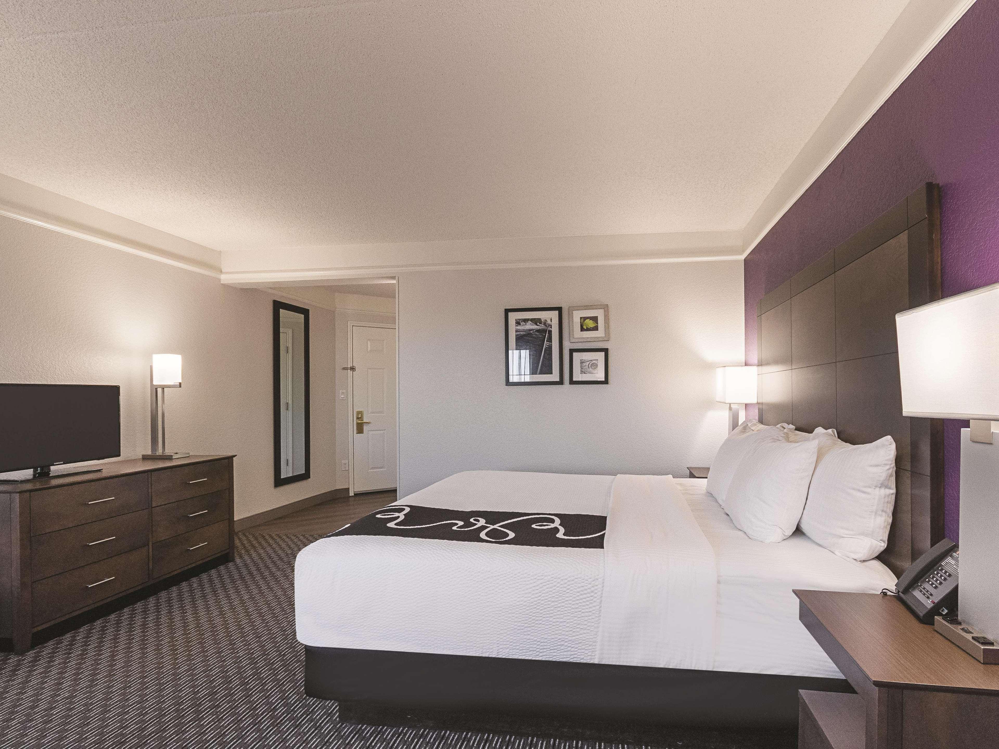 Отель La Quinta By Wyndham Grand Junction Airport Экстерьер фото