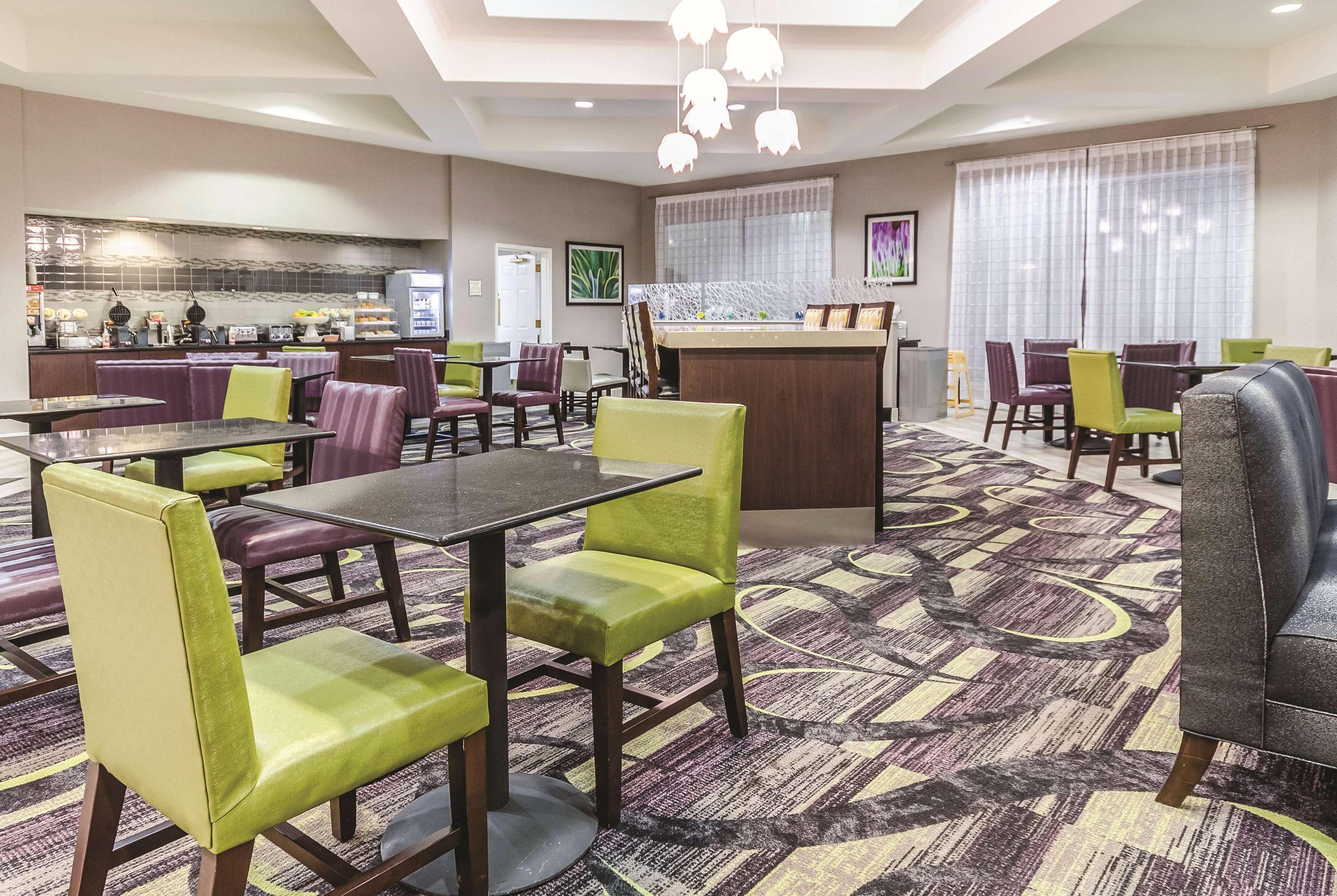Отель La Quinta By Wyndham Grand Junction Airport Экстерьер фото