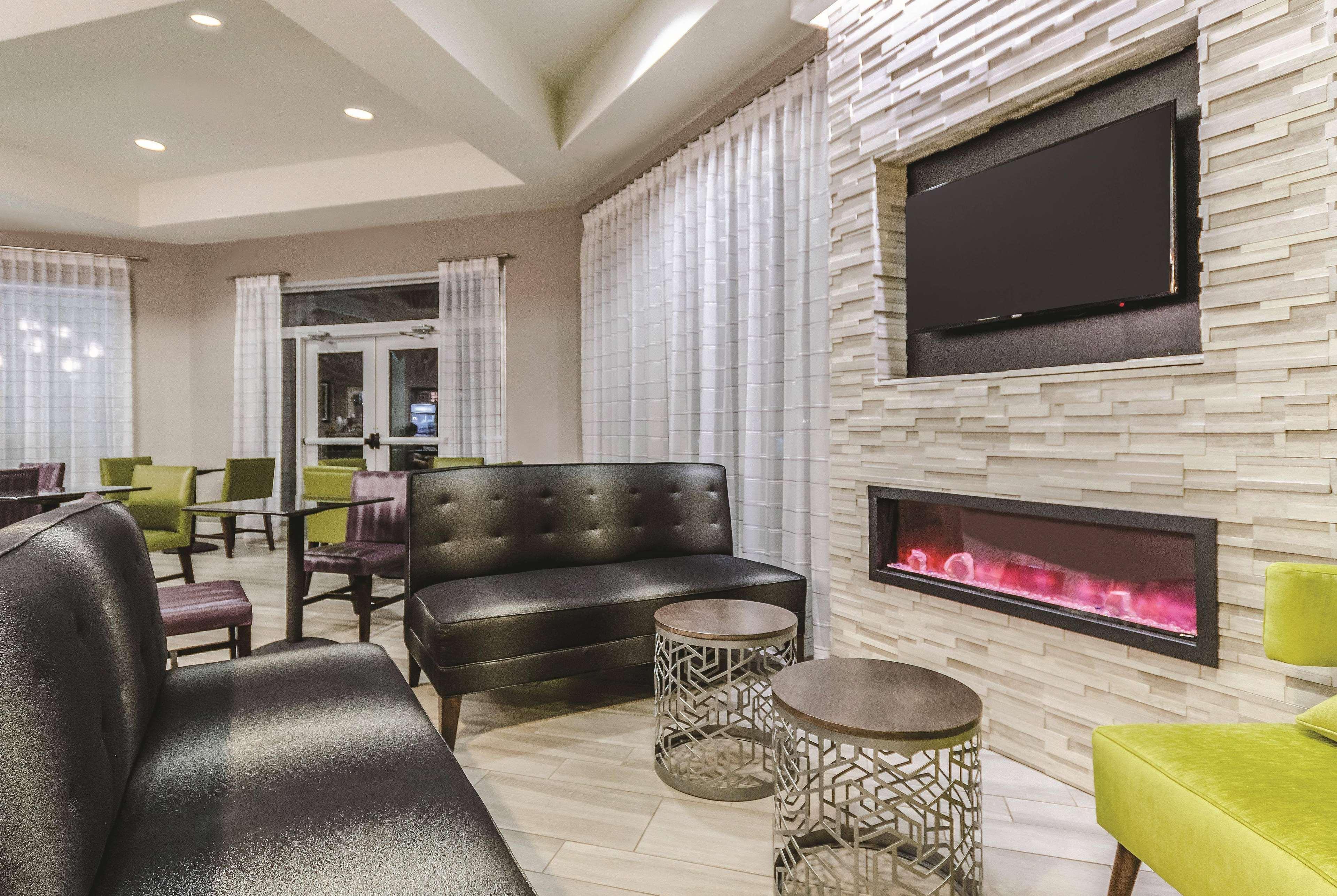 Отель La Quinta By Wyndham Grand Junction Airport Экстерьер фото