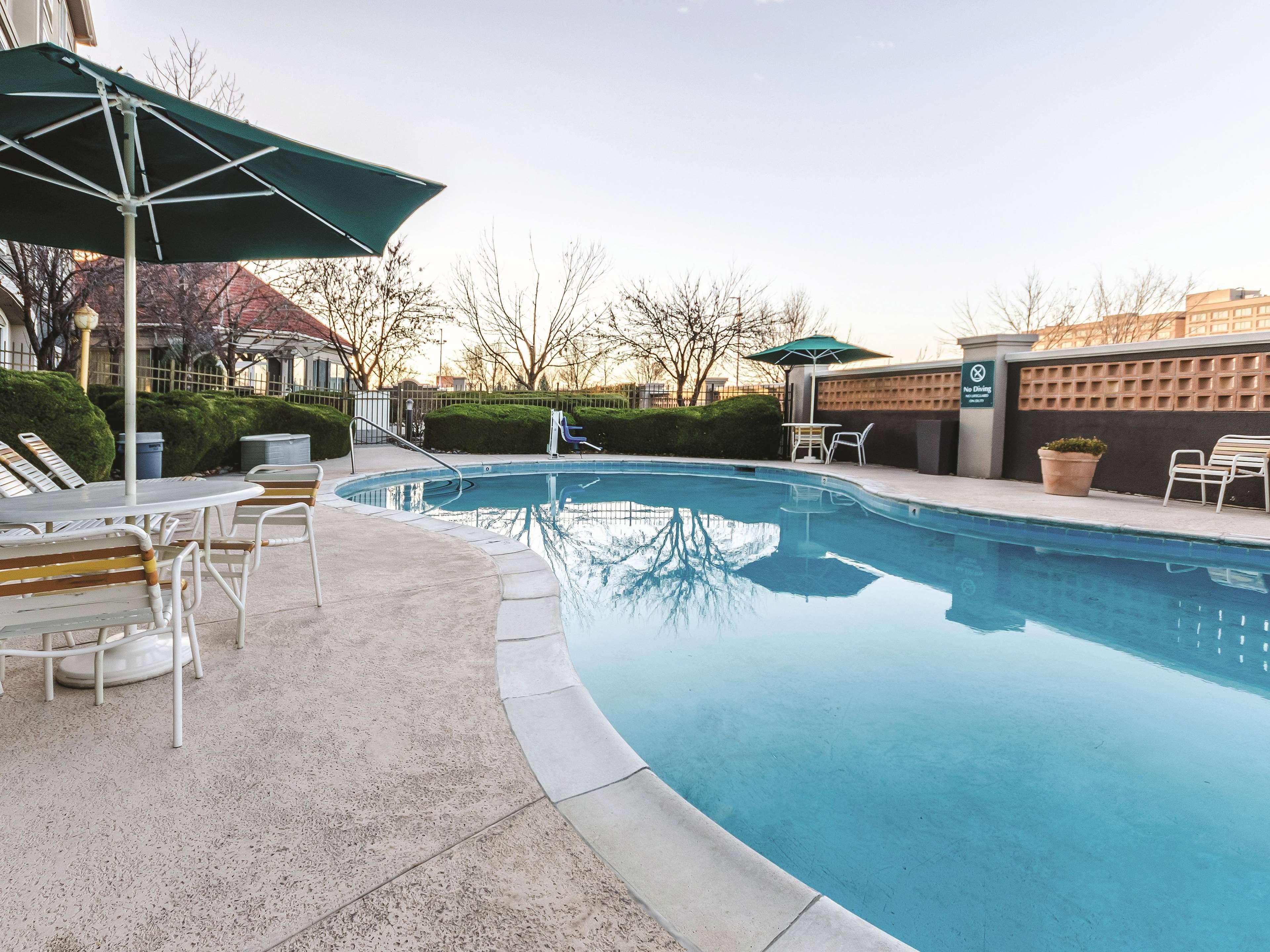Отель La Quinta By Wyndham Grand Junction Airport Экстерьер фото
