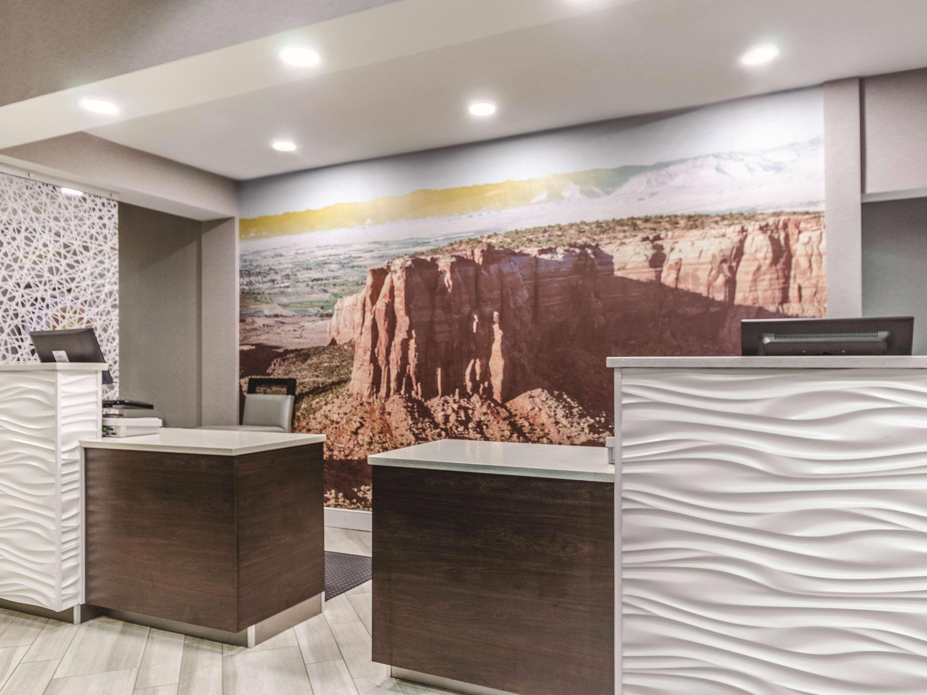 Отель La Quinta By Wyndham Grand Junction Airport Экстерьер фото