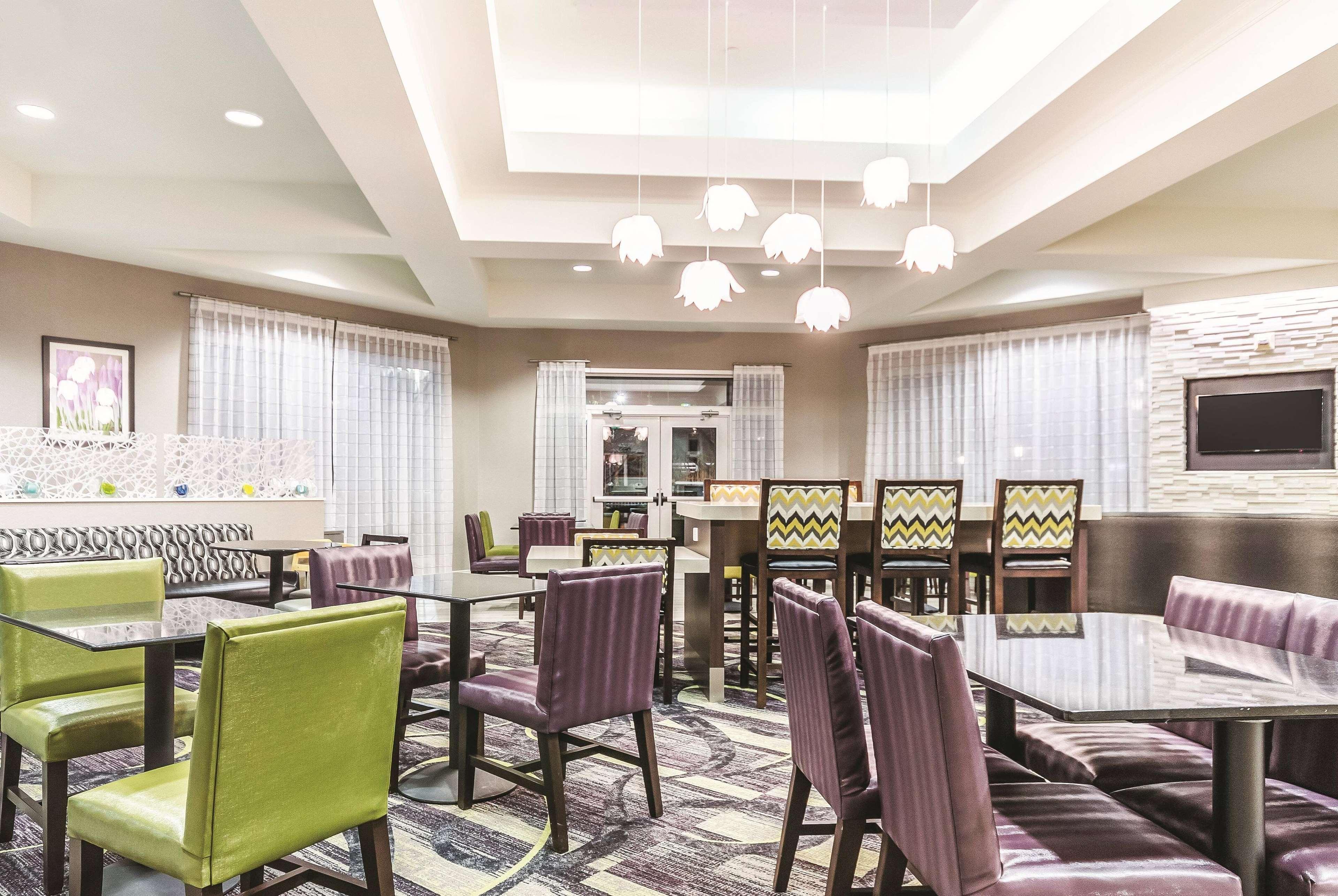 Отель La Quinta By Wyndham Grand Junction Airport Экстерьер фото
